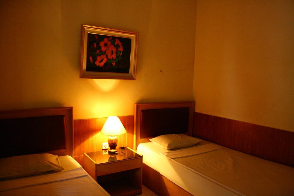 Hotel Ratih Mataram Dış mekan fotoğraf